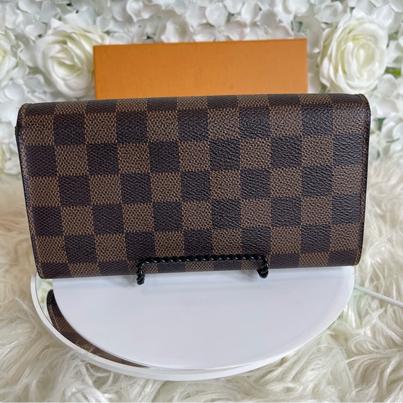 LIKE NEW LV DAMEIR EBENE - Picture 13 of 17